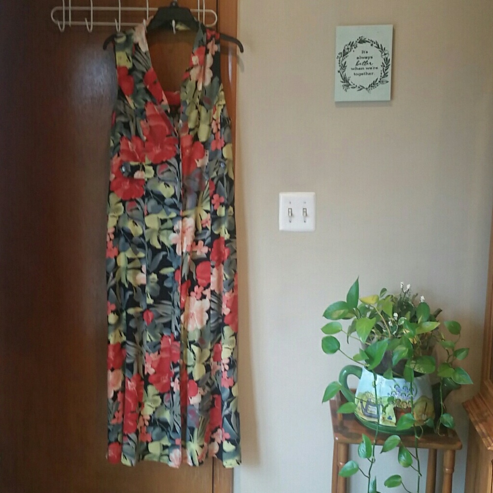 Hawaiian sun dress